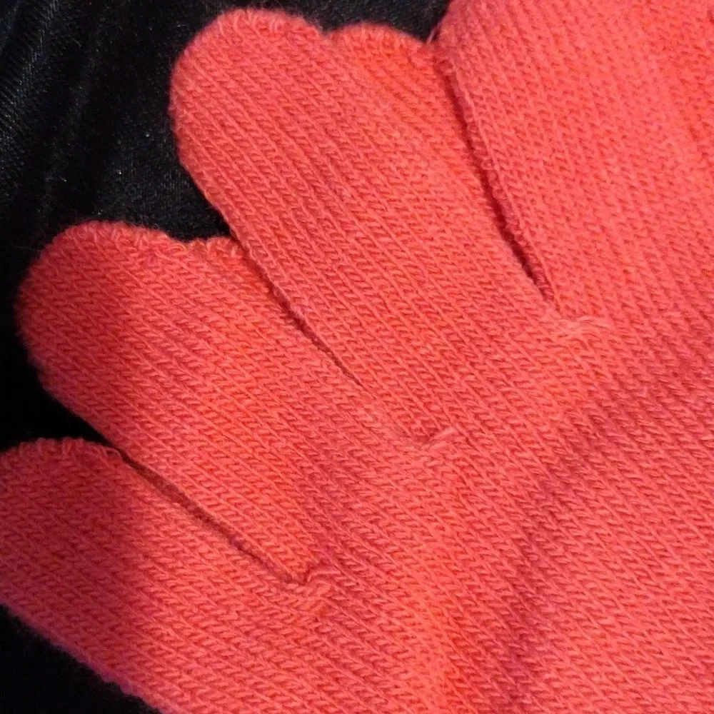 2 Pairs of Kids Knitted Gloves